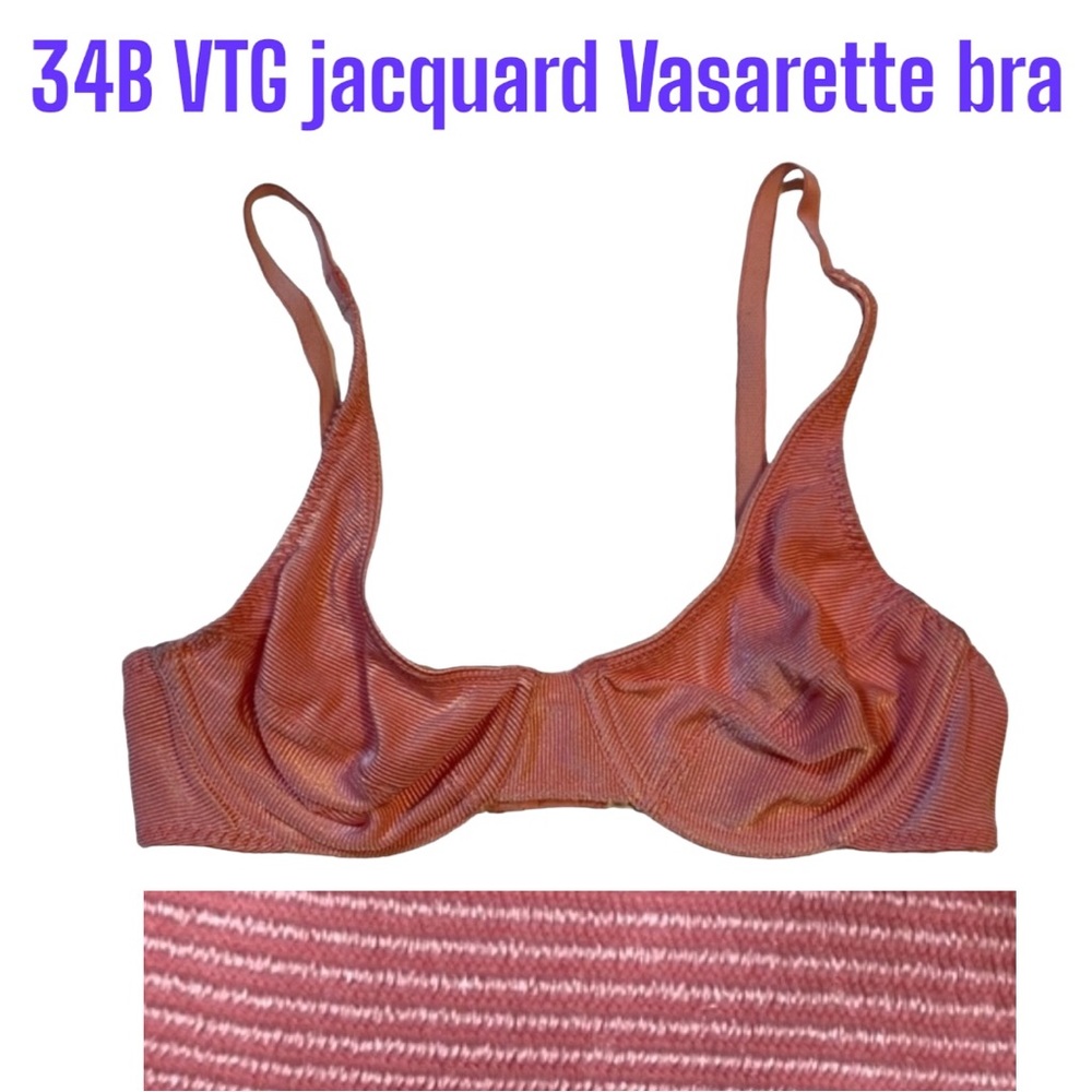 34B VTG Vasarette Vintage Bra 3/$30 2/$25* Peachy-Pink Underwire Jacquard Lines